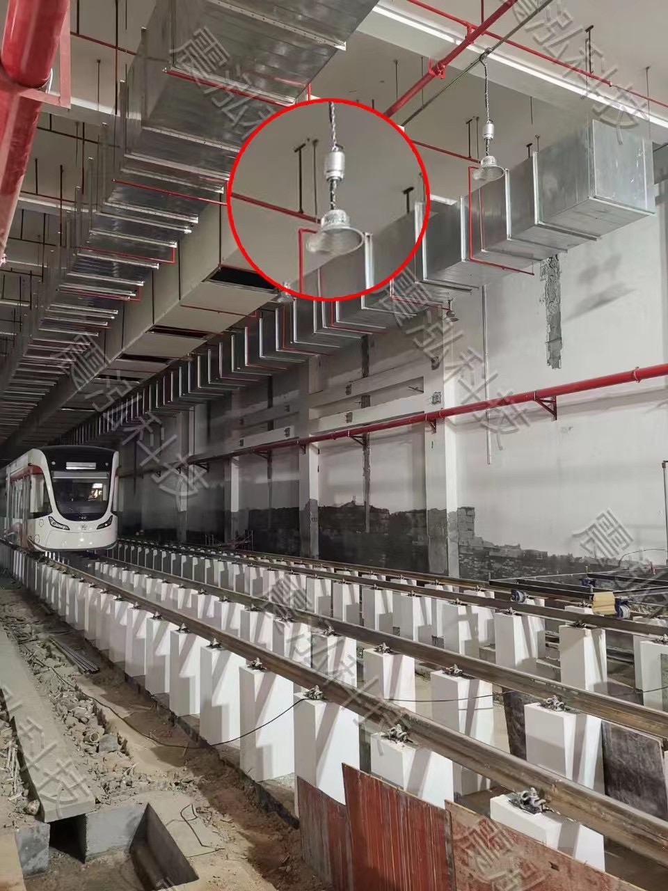 广州黄埔有轨电车1号线工程施工中